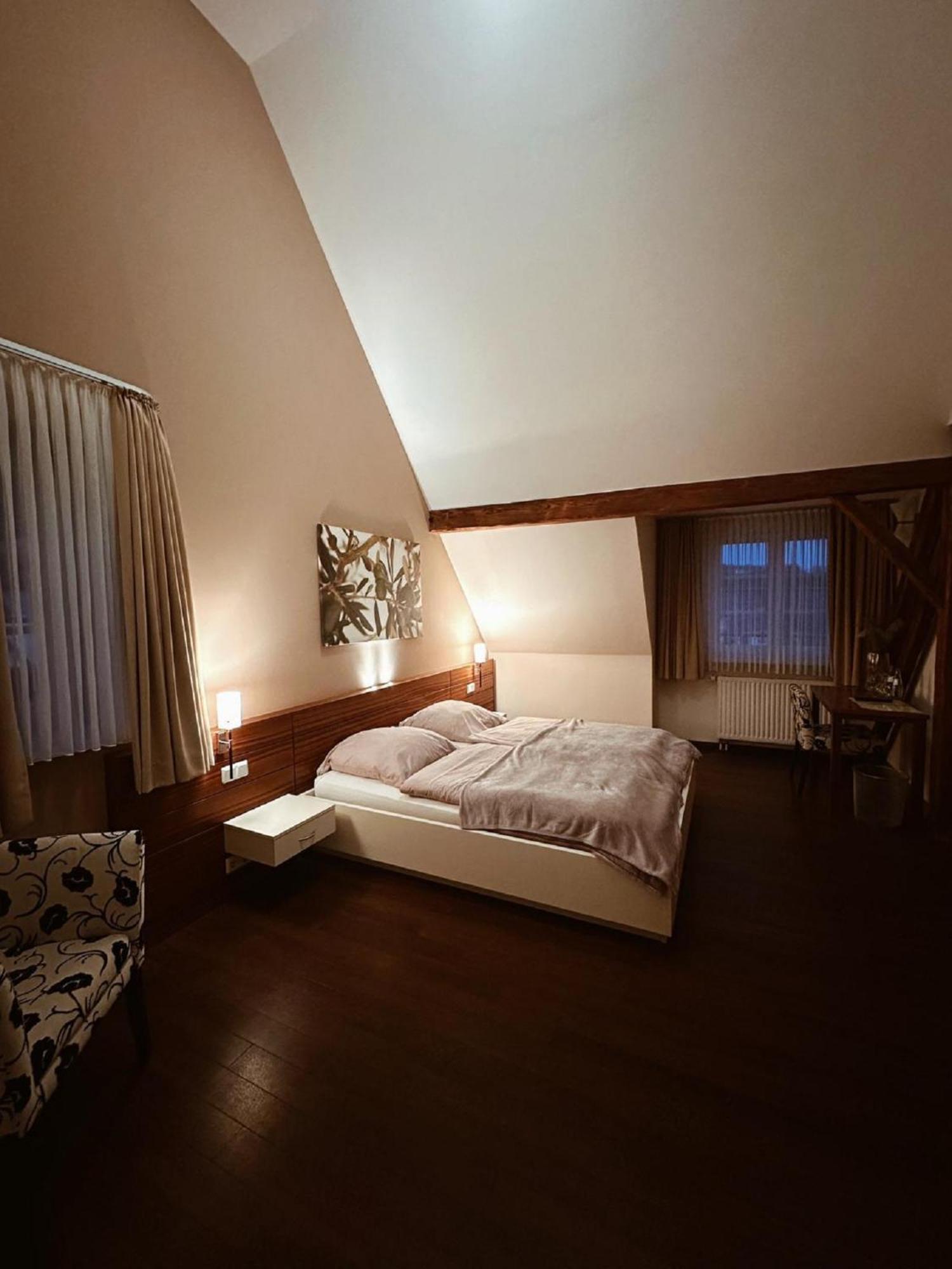 Hotel Gasthaus Lindenhof Much Esterno foto